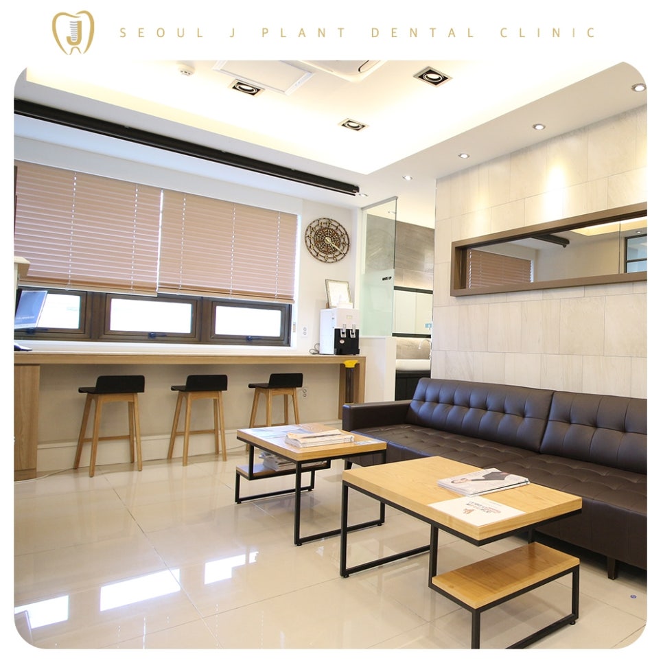 미아동치과-서울J플란트치과-대기실사진